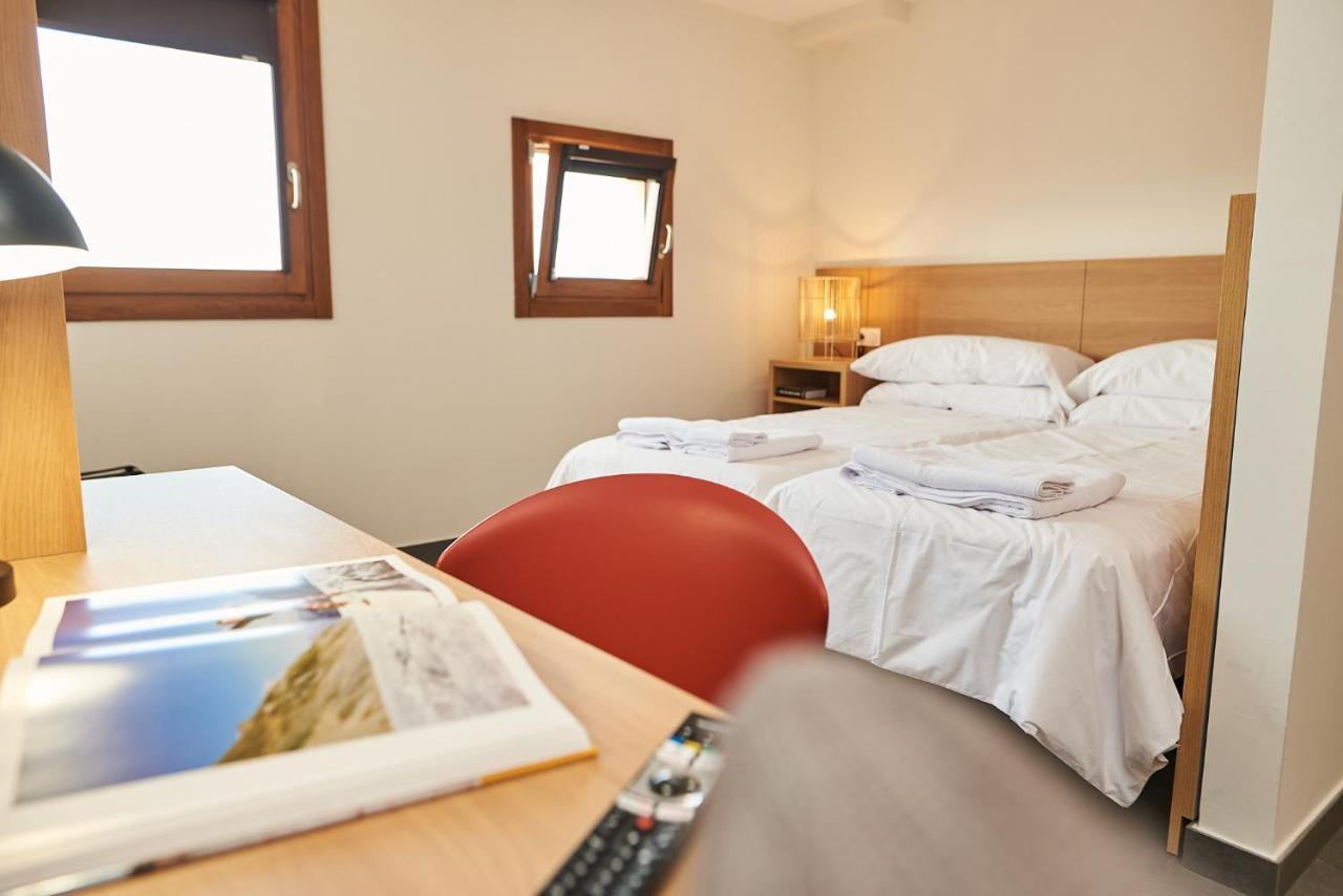 Hotel Casa Palacio Pereros Caces Esterno foto